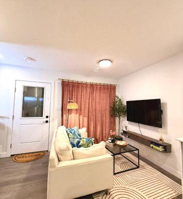 Northeast Edmonton Apartment | 2bed Lagos House Backyard Suites Downtown