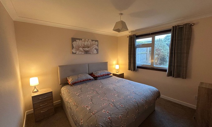 Aberuthven House | 2Bedroom-1Bathroom-Patio-WiFi