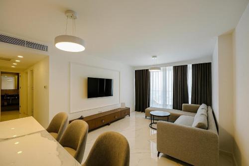 Trikomo Apartment | 2Bedroom Apartment in a Complex Featuring a Pool and Casino