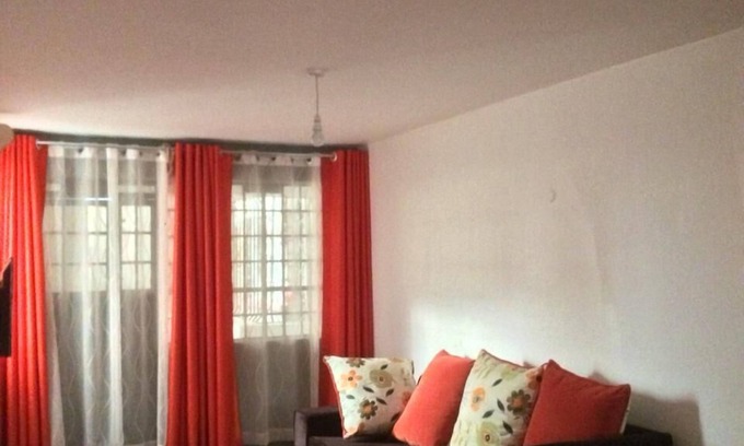 Hospital House | 2Bedroom PottersVila Fully Furnished Apartment