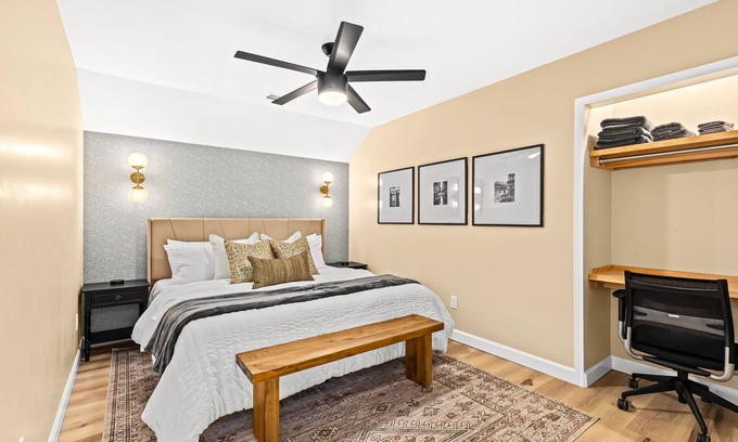 Mount Clemens Apartment | [2BR/1BA] Peaceful Oasis | King Beds | Upper Flat
