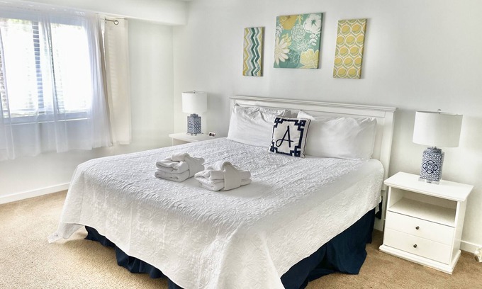 Hilton Head Island Villa | 2BR 2BA New King Mattress, Walk-In Shower, Pool, Balcony, Tennis, Pickleball