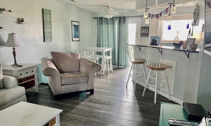 North Carolina Coast Condo | 2BR/2BA Next to Freeman Park/CB Pier Two Parking Spots l Pool