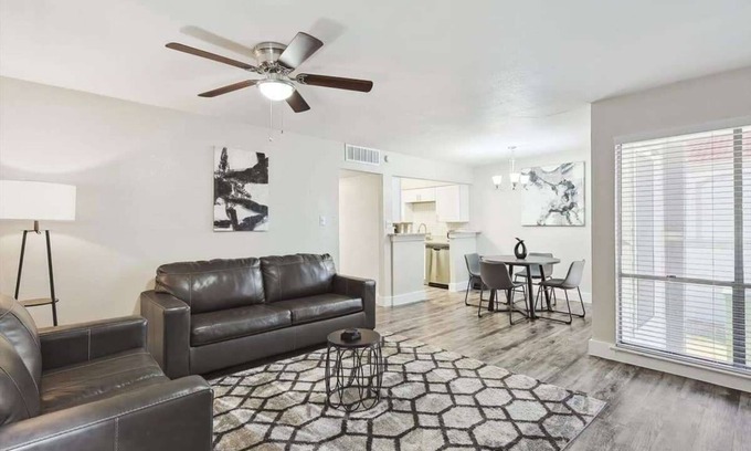 Arlington Apartment | 2BR,2BA Oasis Near Cowboys Stadium & 6 Flags