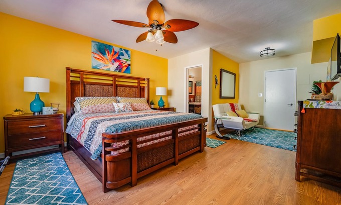 Coral Ridge Apartment | 2BR/2BA Owner's Unit, Very Large, Private Backyard