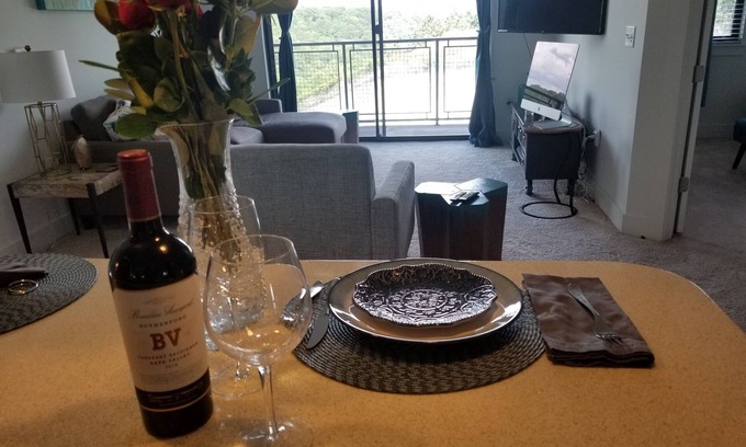 Cumberland Apartment | 2BR, 2BA/The Vinings: Near Truist Park, dining, & Buckhead—your Atlanta oasis!