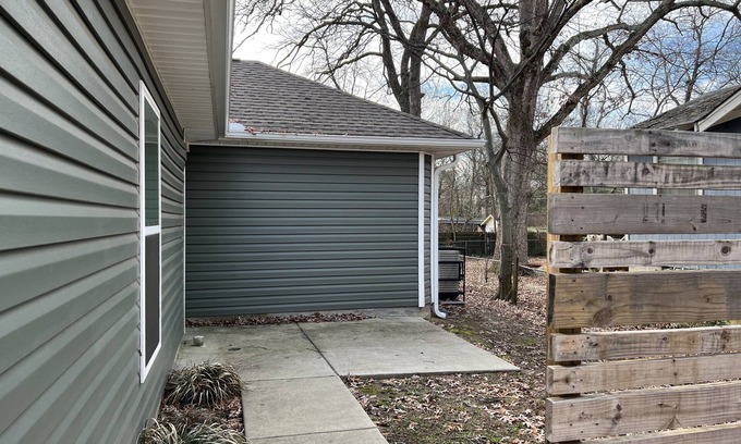 Hillcrest House | 2br 2ba updated LR Home - Stiff Station/Heights/Hillcrest Near UAMS