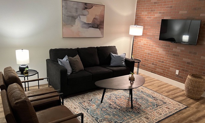 Indio Condo | 2BR Condo, Close to Coachella/Stagecoach - Gated, Fully Renovated