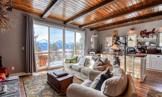 Twin Lakes Cabin | 2BR Cozy Cabin: Mountain Views & Cozy Fireplace