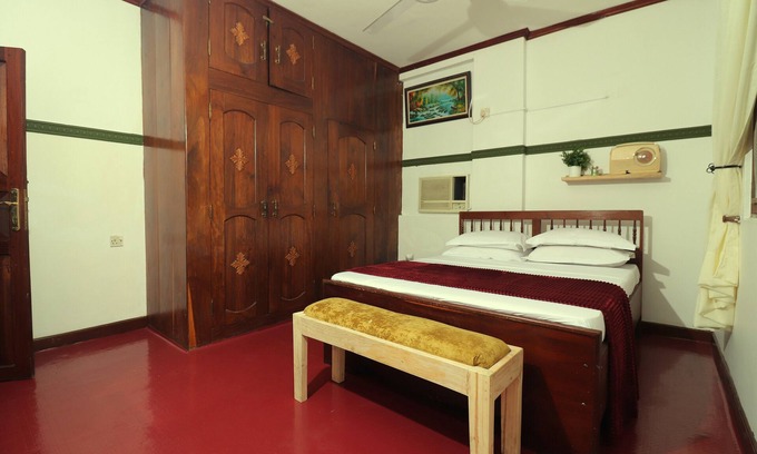 Stone Town Apartment | 2BR in Stone Town – Near Ferry Terminal, Museums & Cultural Sights