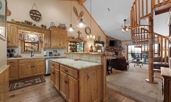 Indian Point Condo | 2BR+Loft Village At Indian 1709 Point near SDC- Free Tickets Daily up to $500