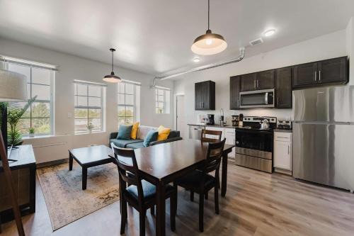 New Center Detroit Apartment | 2BR Modern Retreat Near Henry Ford