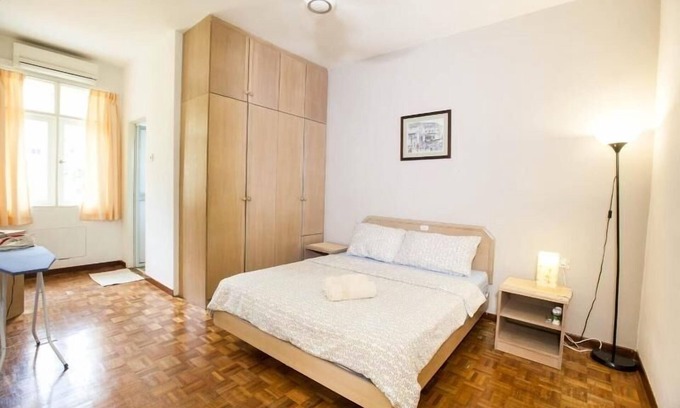 Batu Ferringhi Apartment | 2BR near the Beach (WiFi & CableTV)