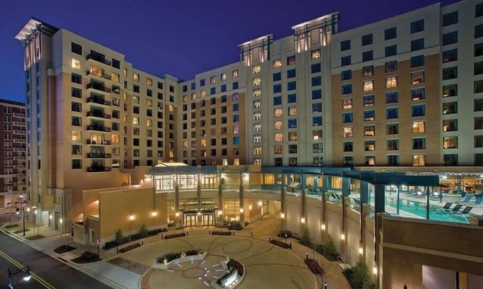 National Harbor Condo | 2br Presidential Condo Luxury in Harbor