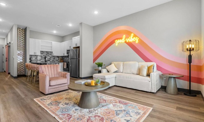 South Nashville Apartment | 2BR, Sleeps 6, Free Parking & 8 Min to Broadway