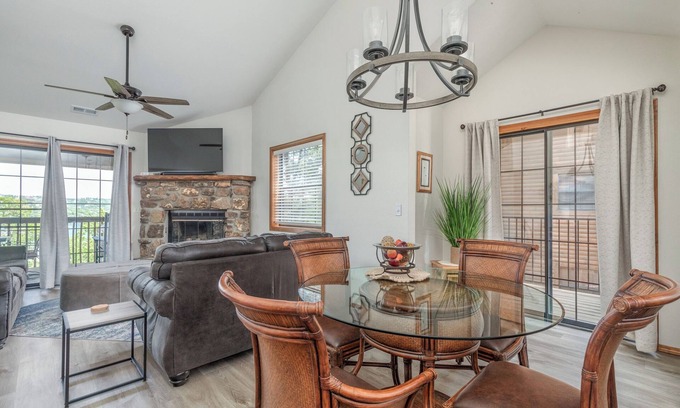 Indian Point Condo | 2BR Village At Indian Point 1112 near SDC - Free Tickets Daily up to $500