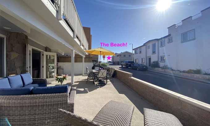 West Newport House | 2Houses2Beach 25Min2Disney BikesParkingBBQWasher