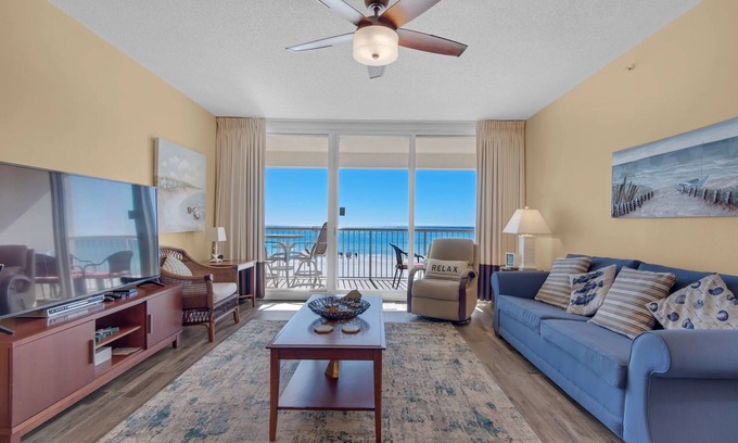 Long Beach Condo | 2nd Floor-Front Row Beach Chairs! Beachfront at Majestic Beach!