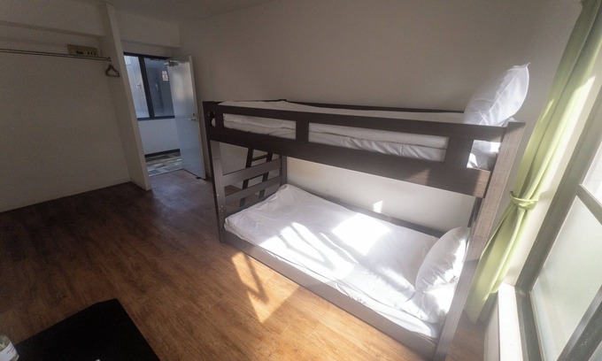 Midori Ward Apartment | 2ppl/34room/1h by train to DisneyLand/Free WiFi(STD2-14)