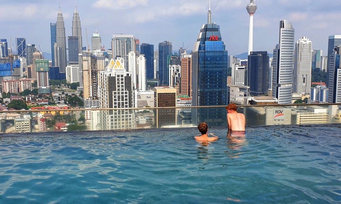 Chow Kit Condo | 2R apt Near City Center KLCC with Infinity Pool