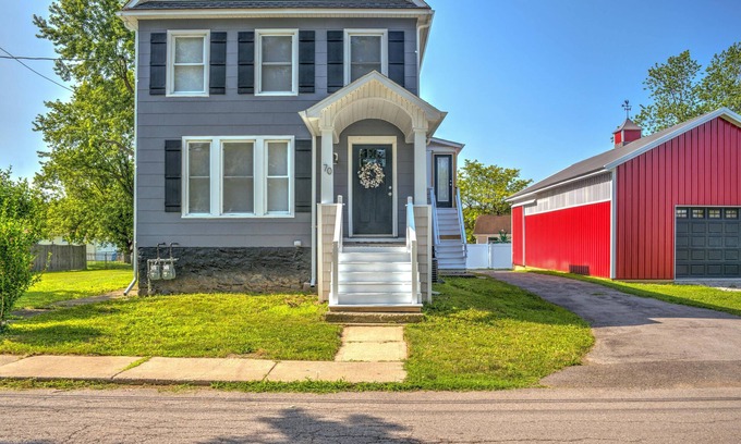 Lancaster House | 2UNITModernFarmhouse Sleeps13