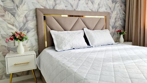 Shymkent Apartment | 3х-ком Люкс Пр Б Момышулы 4 в центре Шымкента - 4й этаж Лифта нет извините