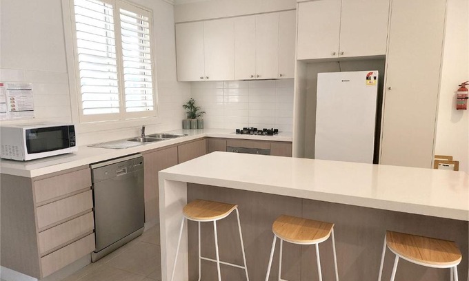 Umina Beach Apartment | 3 186 West St Umina