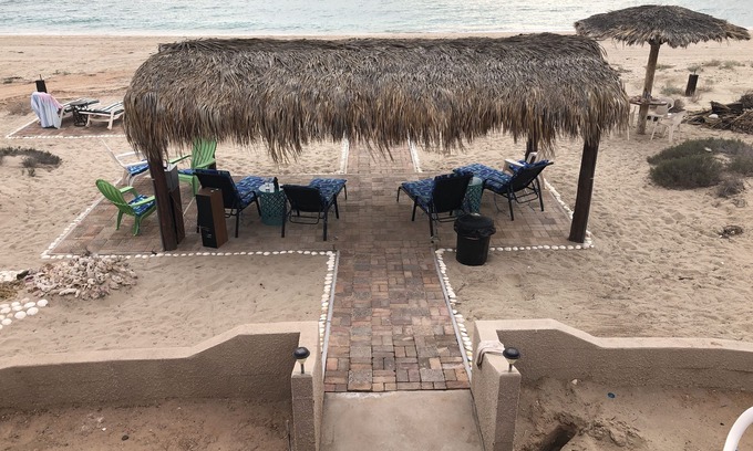 Puerto Penasco Apartment | 3/2/1 BDRM CASITA apartments with OCEANFRONT Sky patio & Beach Palapas