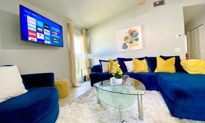 Terrace Park House | 3/2 Hidden Oasis in Heart of Tampa