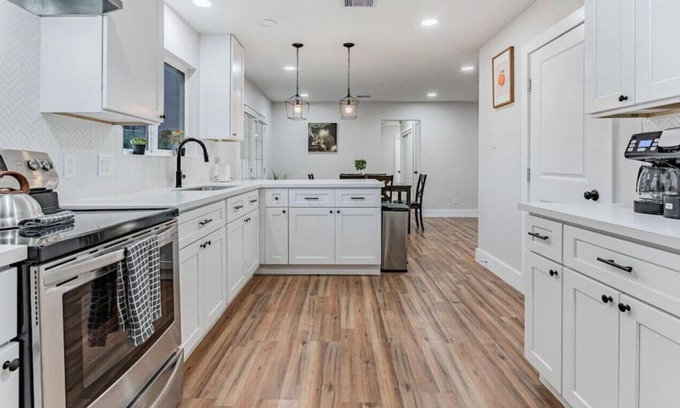 Central Southwest House | 3/2 Newly Remodeled Home, See for Yourself!