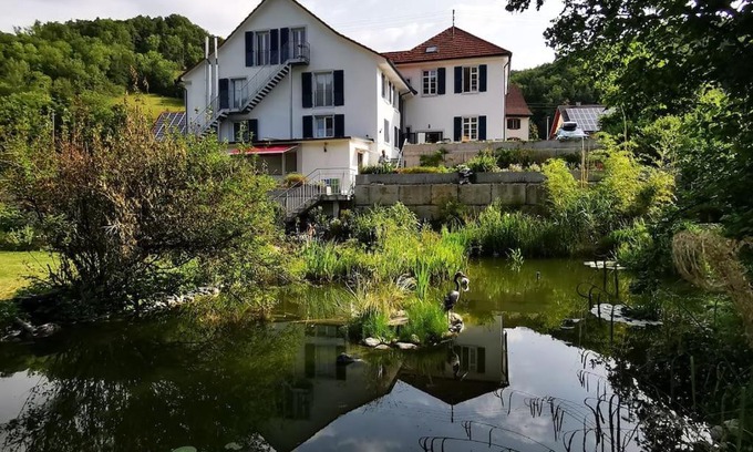 Klettgau Apartment | 3,5 Z-Wohnung, 2 Schlafzimmer für 4 Personen, 30 Min Zürich