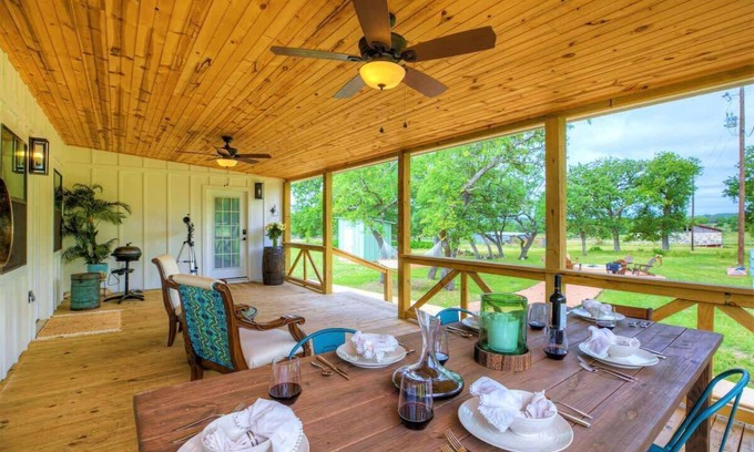 Fredericksburg House | 3 Acre's of Luxury and Views in Fred Wine Country!