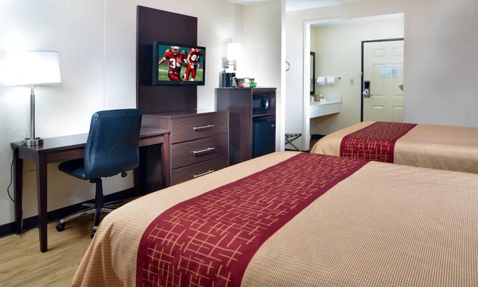 Paducah Hotel | 3 Affordable Units Close to Convention Center, Shopping & Downtown