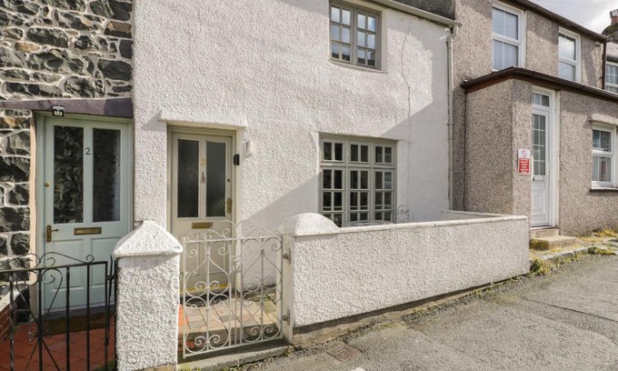 Llanfairfechan House | 3 Alma Terrace