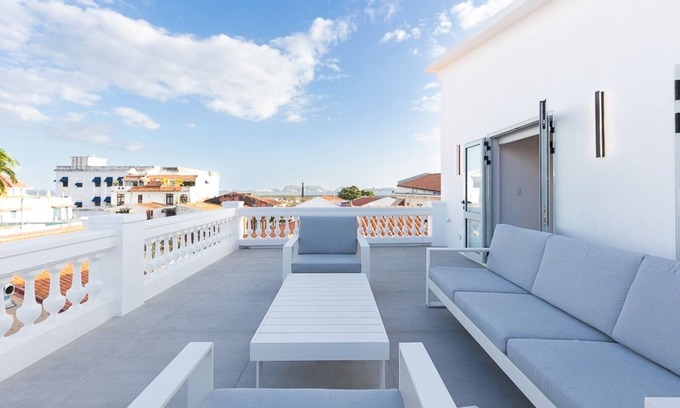 Casco Viejo Apartment | 3 bdr Apt with Incredible location in Historic Center, Casco Viejo