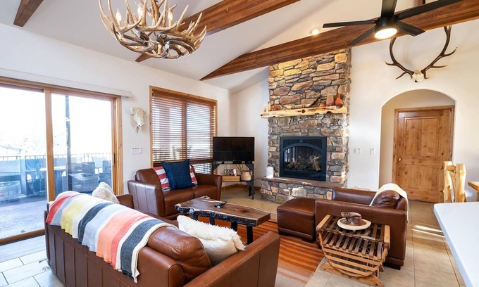 Buena Vista House | 3 Bed/2 Bath with Rec Room, Hot Tub, Sauna and Outdoor Living!