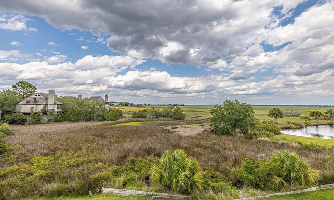 St. Simons Island Condo | 3 Bed, 3 Bath, Marshfront, Beautiful, Updated Condo. Located in Sea Palms on SSI