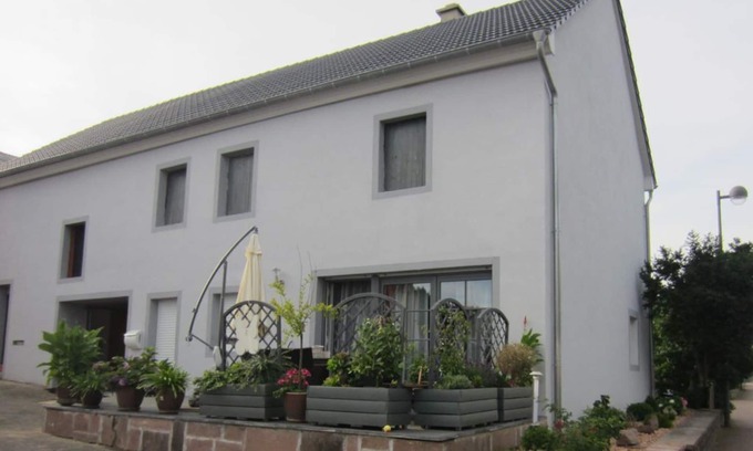 Neuheilenbach Apartment | 3-bed apartment, shower/WC (3 adults + 1 child) - Ferienhof Weber & Jakobi
