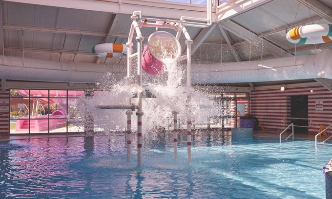 Grimsby Cabin | 3 Bed Caravan - Near Beach, 5 Star Reviews, Wifi