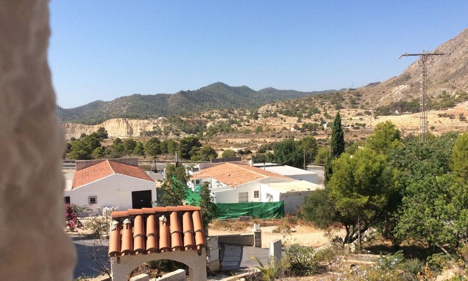 Orcheta Villa | 3 bed detached villa in Bella Orcheta Alicante sleeps 6 plus