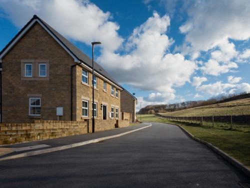 Buxton House | 3 Bed in Buxton 91785