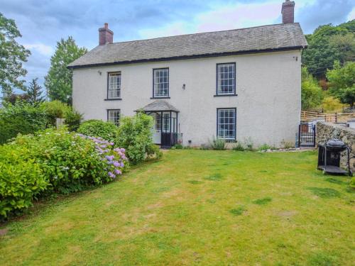 Corwen House | 3 bed in Corwen 86266