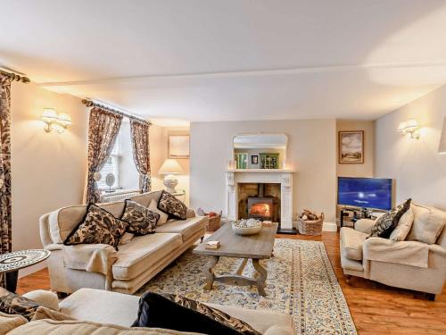 Harbottle House | 3 Bed in Harbottle 61257
