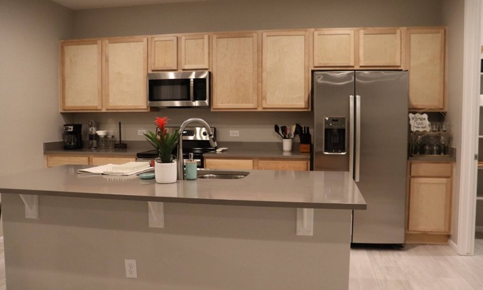 Commerce City House | 3 bed new built house near Denver International Airport (12 min away)