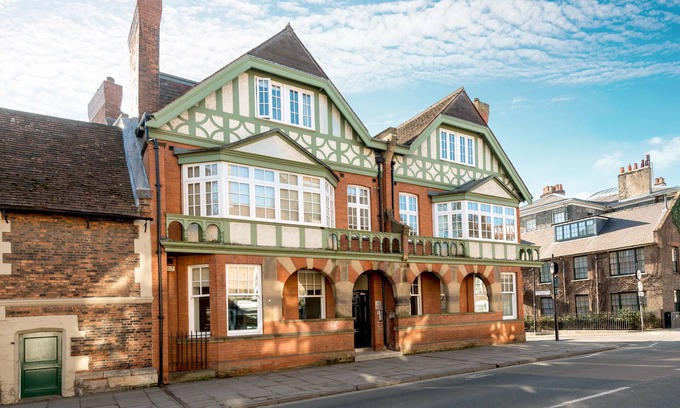 Bootham Apartment | 3 Bedford Mews, York, Yorkshire.