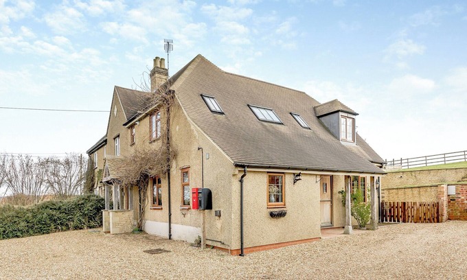 Chipping Norton Cottage | 3 bedroom accommodation in Shipton-Under-Wychwood