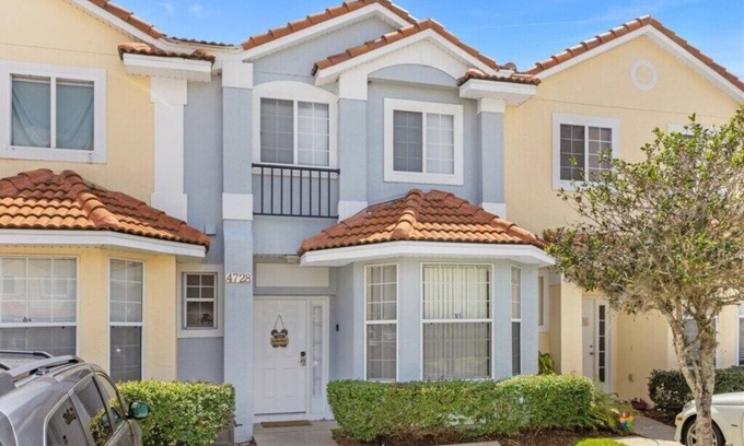 Cumbrian Lakes House | 3 Bedroom/2.5 Bathroom/Fiesta Key (4728HH)
