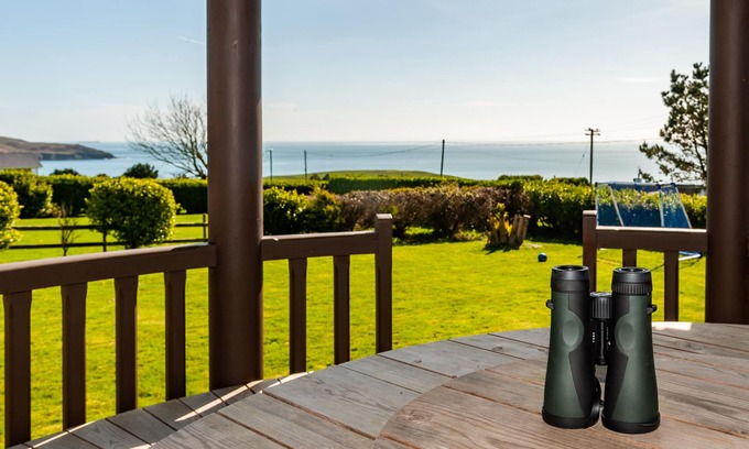 Kinsale House | 3 BEDROOM , 2 BATH Sleeps 8 - WILD ATLANTIC WAY, WITH OCEAN VIEWS ,KINSALE, CORK