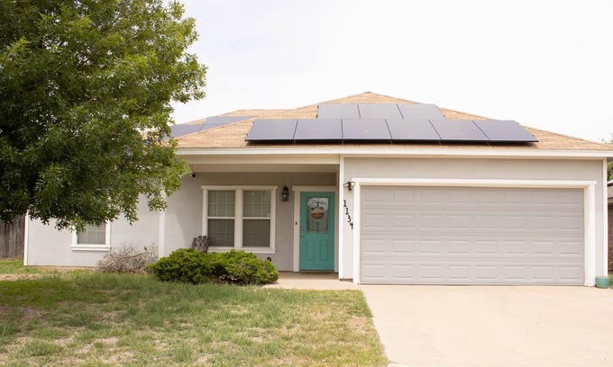 Abilene House | 3 bedroom, 2 bath, with POOL and big backyard!