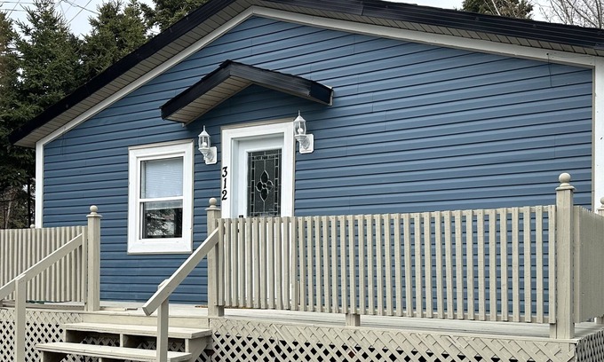 Victoria House | 3 bedroom 2 bathroom house in Victoria N.L